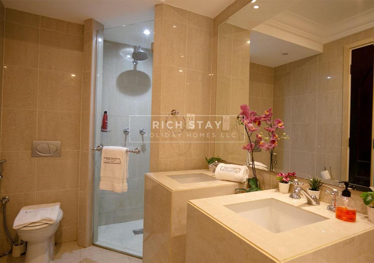 Incredible 2Br Apartment, Downtown With Burj & Dubai Mall View By Rich Stay Exterior foto